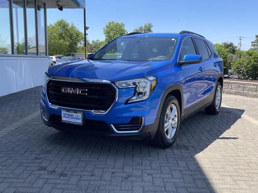 Riptide Metallic 2024 GMC Terrain SLE