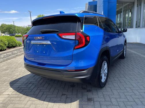 Riptide Metallic 2024 GMC Terrain SLE