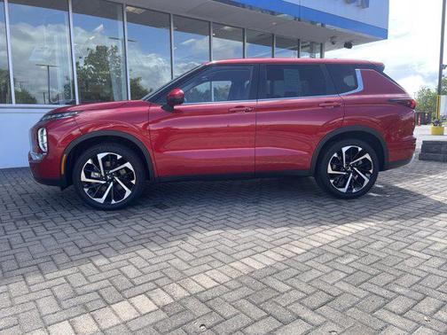2023 Mitsubishi Outlander SE Black Edition S-AWC