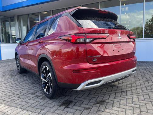 2023 Mitsubishi Outlander SE Black Edition S-AWC