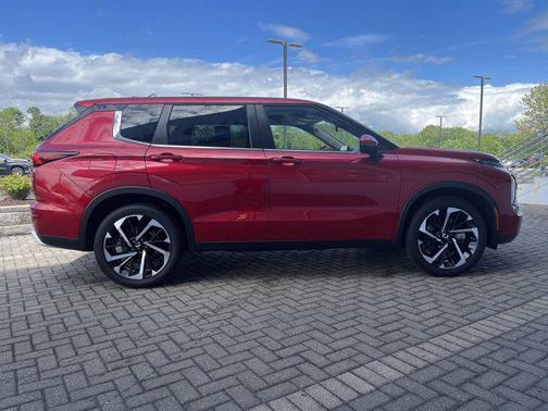 2023 Mitsubishi Outlander SE Black Edition S-AWC