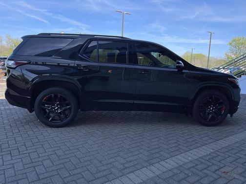 Mosaic Black Metallic 2020 Chevrolet Traverse Premier