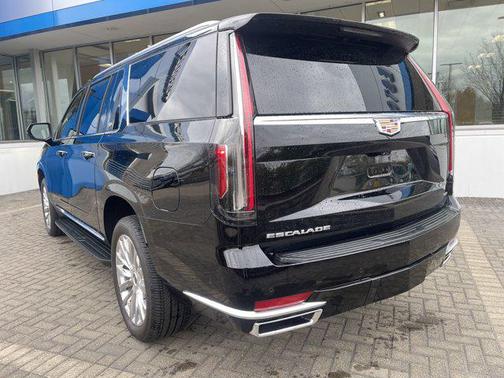 2023 Cadillac Escalade ESV Premium Luxury