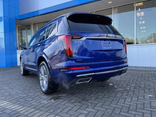 2023 Cadillac XT6 Premium Luxury AWD