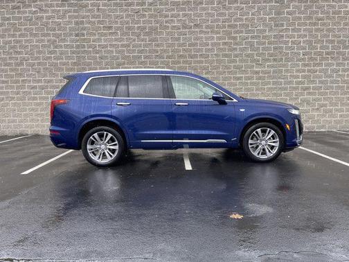 2023 Cadillac XT6 Premium Luxury AWD