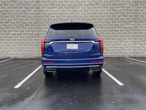 2023 Cadillac XT6 Premium Luxury AWD