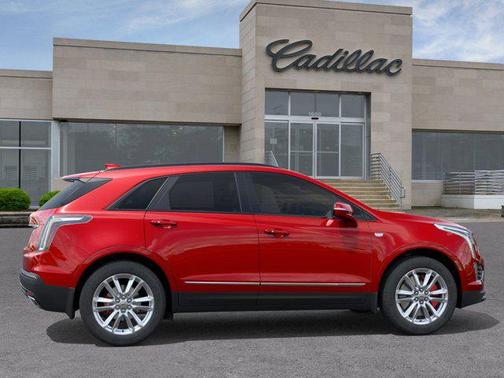 2025 Cadillac XT5 Sport