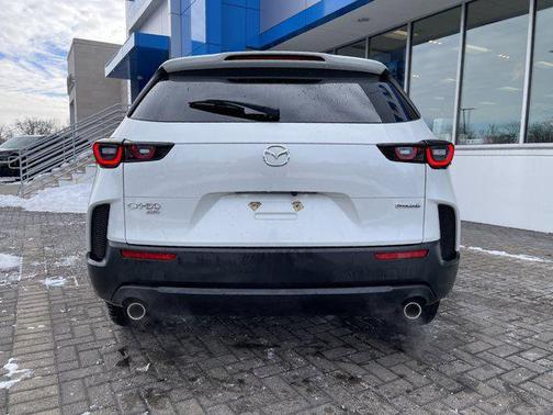 2024 Mazda CX-50 2.5 S Preferred Package