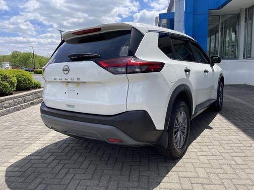 Glacier White 2023 Nissan Rogue S