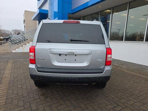 2016 Jeep Patriot Latitude