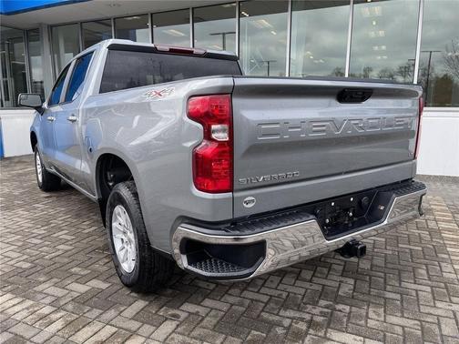 Sterling Gray Metallic 2025 Chevrolet Silverado 1500 LT