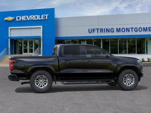 Black 2026 Chevrolet Colorado LT