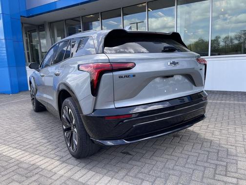 Sterling Gray Metallic 2024 Chevrolet Blazer EV eAWD RS