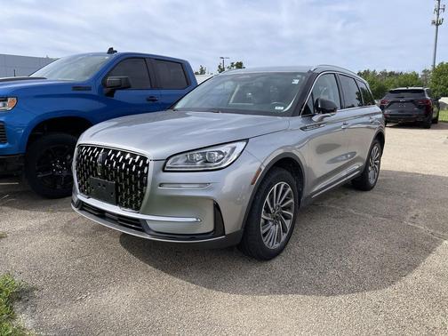 Silver Radiance Metallic Clearcoat 2024 Lincoln Corsair Reserve