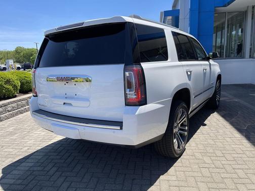 Summit White 2018 GMC Yukon Denali