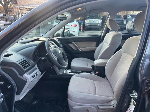 2014 Subaru Forester 2.5i