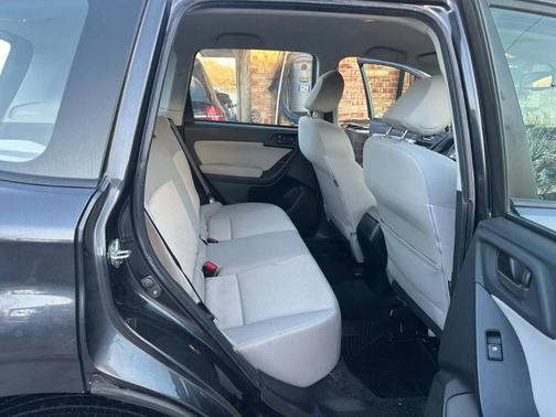 2014 Subaru Forester 2.5i