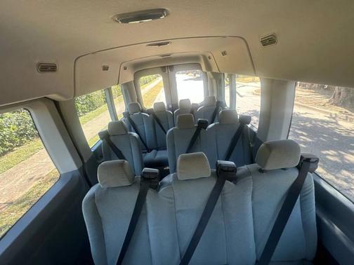 2016 Ford Transit-350 XL