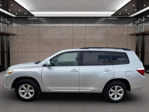 Silver 2008 Toyota Highlander Sport