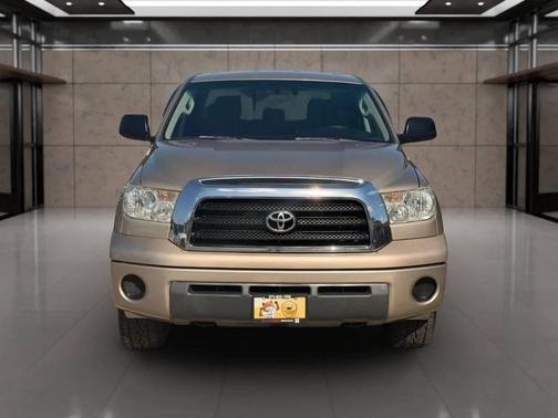 Gold 2007 Toyota Tundra 6 1/2 FT