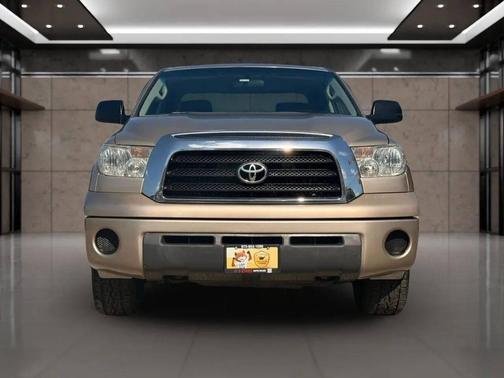 Gold 2007 Toyota Tundra 6 1/2 FT