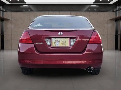 Red 2007 Honda Accord SE