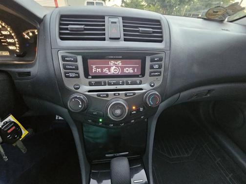 Red 2007 Honda Accord SE