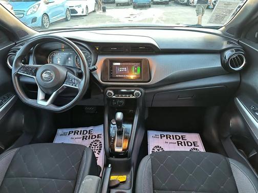 2019 Nissan Kicks SV