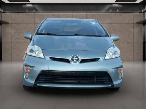 Green 2013 Toyota Prius Two