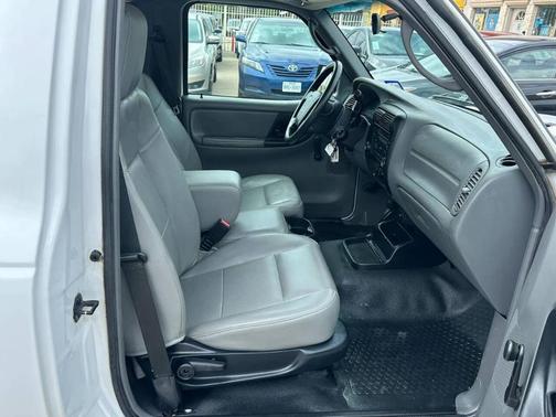 White 2011 Ford Ranger XL