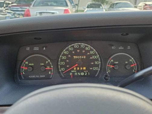 Gray 2001 Ford Crown Victoria Base