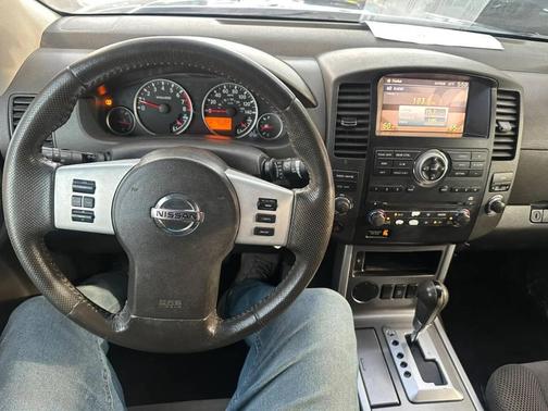 Dark Slate 2011 Nissan Pathfinder SV