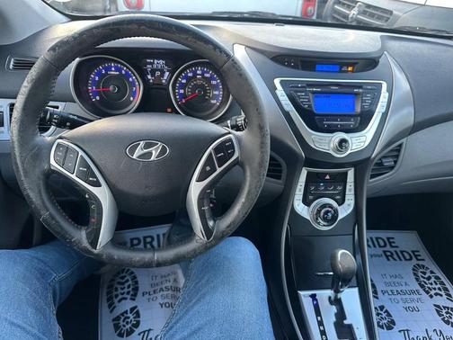 2012 Hyundai ELANTRA Limited