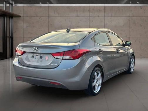 2012 Hyundai ELANTRA Limited