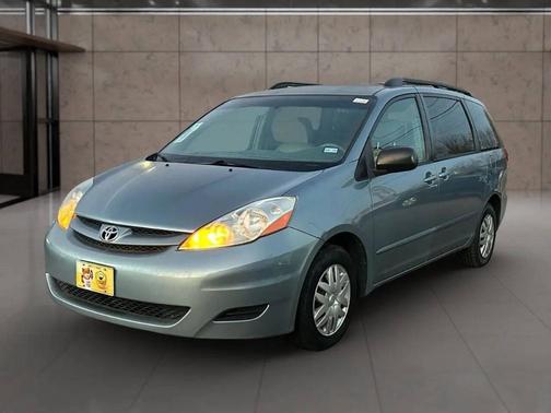 2008 Toyota Sienna LE