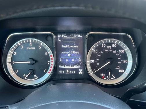 2017 Nissan Titan SL