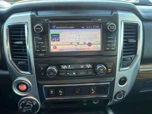 2017 Nissan Titan SL