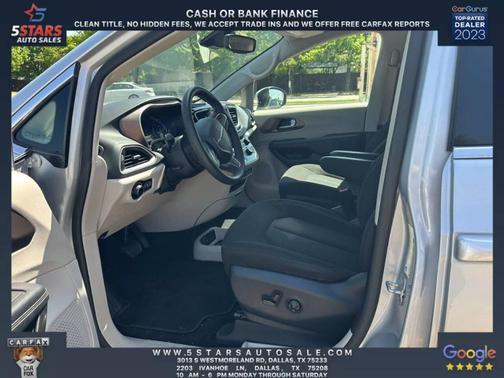 2023 Chrysler Voyager LX