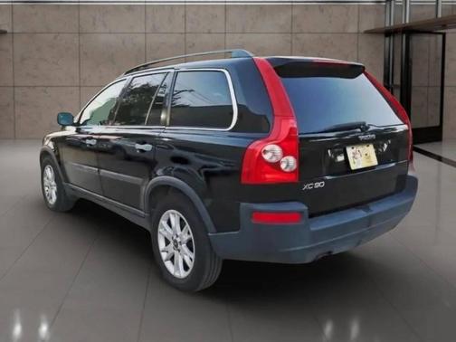Black 2005 Volvo XC90 2.5T