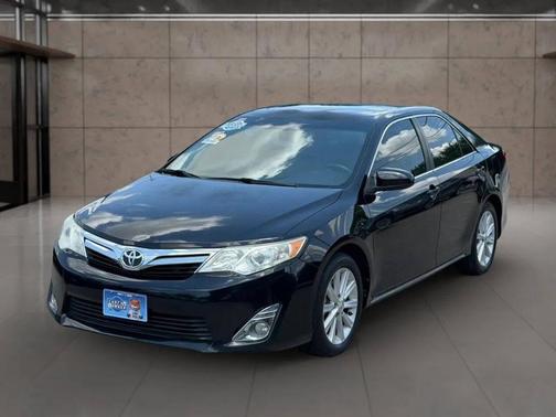 Black 2013 Toyota Camry XLE