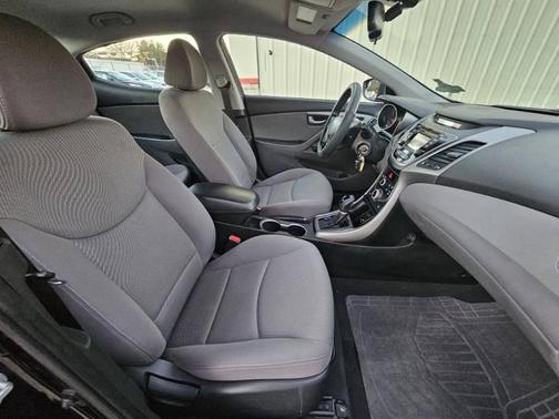 2014 Hyundai ELANTRA Limited