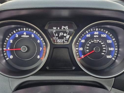 2014 Hyundai ELANTRA Limited