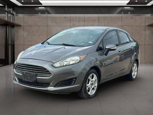 Gray 2014 Ford Fiesta SE