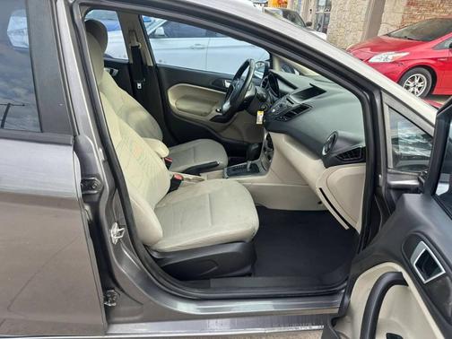 Gray 2014 Ford Fiesta SE