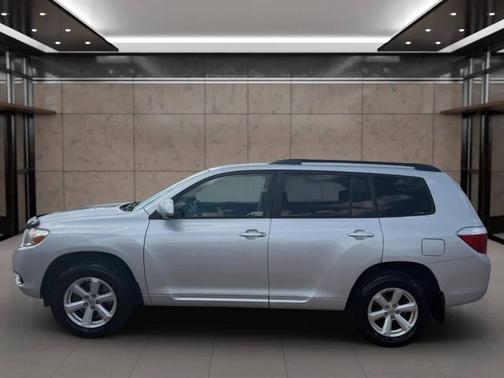 Silver 2008 Toyota Highlander Sport