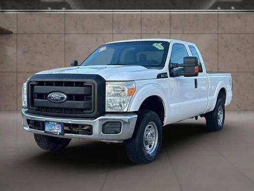 White 2011 Ford F-250 XL