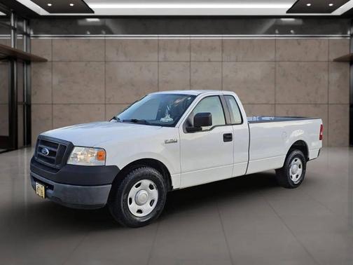 White 2008 Ford F-150 XL