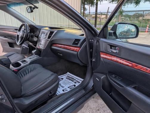 Graphite Gray Metallic 2012 Subaru Outback 2.5i Limited