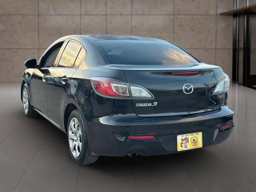 2013 Mazda Mazda3 i SV