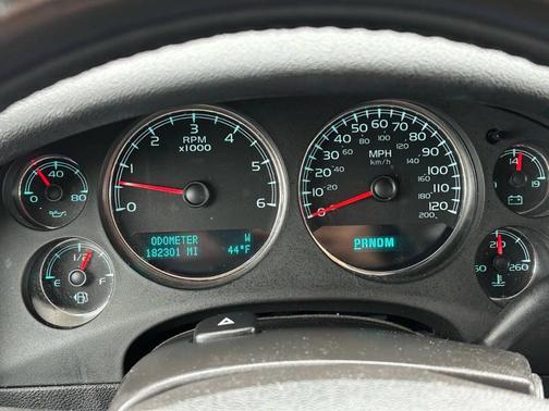 2010 GMC Yukon XL 1500 SLT